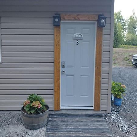 Beautiful Farm Cabin Unit B Maple Ridge Eksteriør billede